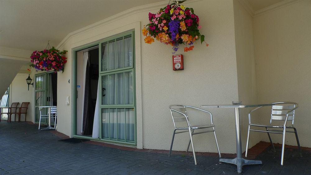Rotorua Coachman Spa Motel Екстер'єр фото